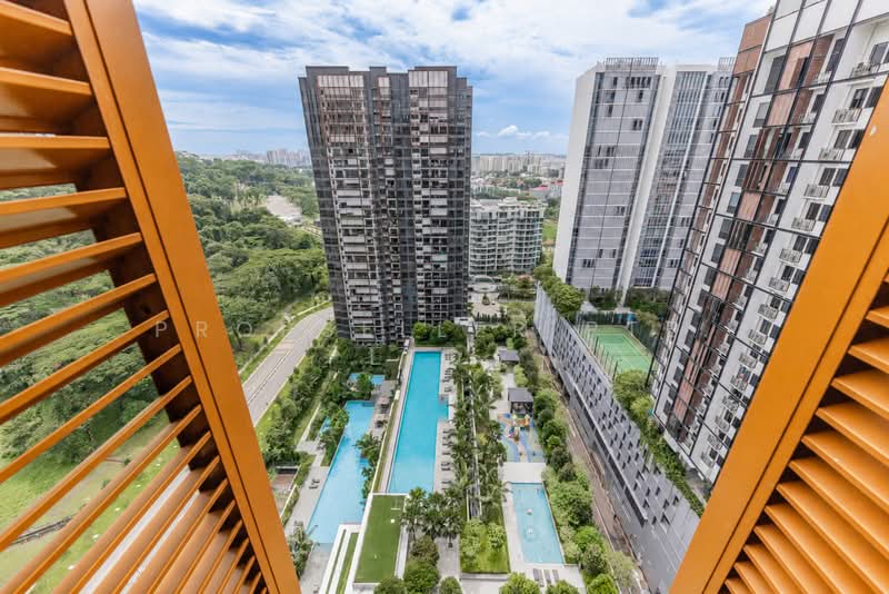 Midwood, 8 Hillview Rise, 2 Bedrooms, 786 sqft, Condominium For Sale, by Gina Tow, 500157060 - Exterior - PropertyGuru.com.sg