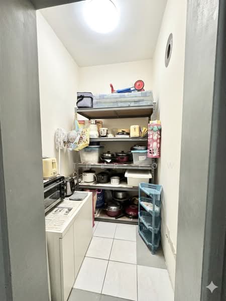 Spring @ Katong, 18 Ceylon Road, 3 Bedrooms, 991 sqft, Apartment For Sale, by Esther Low, 500157065 - Store room - PropertyGuru.com.sg