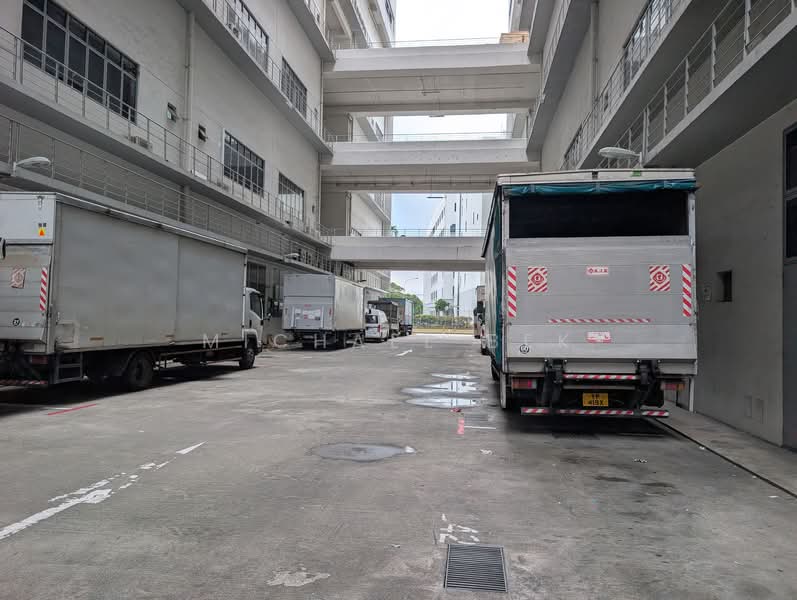 North Spring Bizhub, 11 Yishun industrial Street 1, 1,600 sqft, Light Industrial (B1) For Rent, by Michael Bek, 500157068 - Rear enttance - CommercialGuru.com.sg