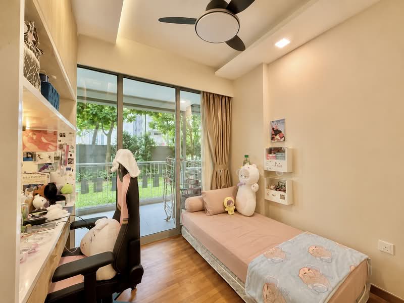 FLO Residence, Punggol Field Walk, 3 Bedrooms, 1,152 sqft, Condominium For Sale, by Sandy Yong, 500157072 - Bedroom - PropertyGuru.com.sg