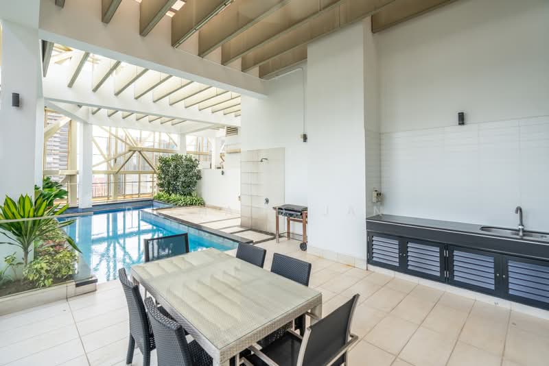 One Shenton, 1 Shenton Way, 5 Bedrooms, 6,674 sqft, Condominium For Sale, by Richard Jany, 500157073 - Pool - PropertyGuru.com.sg