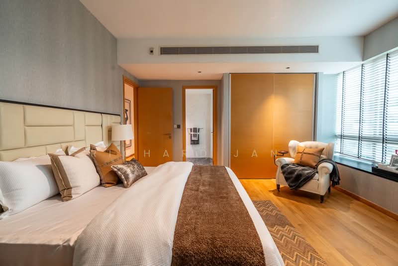 One Shenton, 1 Shenton Way, 5 Bedrooms, 6,674 sqft, Condominium For Sale, by Richard Jany, 500157073 - Bedroom - PropertyGuru.com.sg