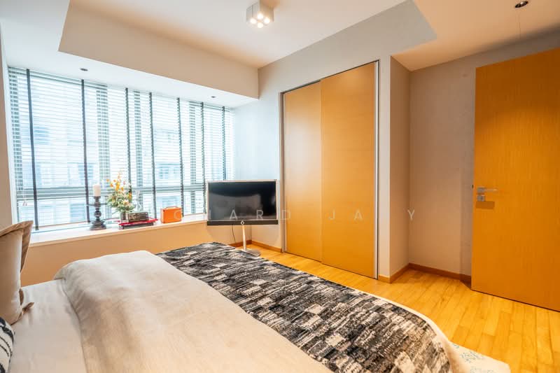 One Shenton, 1 Shenton Way, 5 Bedrooms, 6,674 sqft, Condominium For Sale, by Richard Jany, 500157073 - Bedroom - PropertyGuru.com.sg