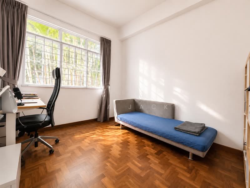 Symphony Heights, 33 Hume Avenue, 2 Bedrooms, 1,076 sqft, Condominium For Sale, by Lucia Jacky, 500157075 - Common Bedroom - PropertyGuru.com.sg