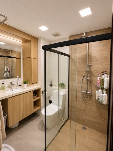 Symphony Heights, 33 Hume Avenue, 2 Bedrooms, 1,076 sqft, Condominium For Sale, by Lucia Jacky, 500157075 - Master Bathroom - PropertyGuru.com.sg