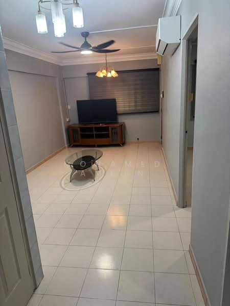 429 Jurong West Avenue 1, 429 Jurong West Avenue 1, 2 Bedrooms, 750 sqft, HDB Flat For Rent, by Mohamed Ameen, 500157079 - Living Room - PropertyGuru.com.sg