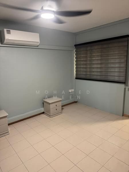 429 Jurong West Avenue 1, 429 Jurong West Avenue 1, 2 Bedrooms, 750 sqft, HDB Flat For Rent, by Mohamed Ameen, 500157079 - Bedroom - PropertyGuru.com.sg