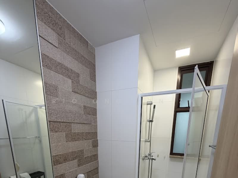 Varsity Park Condominium, 34 West Coast Road, Room Rental, 100 sqft, Condominium For Rent, by Mario Ong Jun Zhi, 500157087 - Bathroom - PropertyGuru.com.sg
