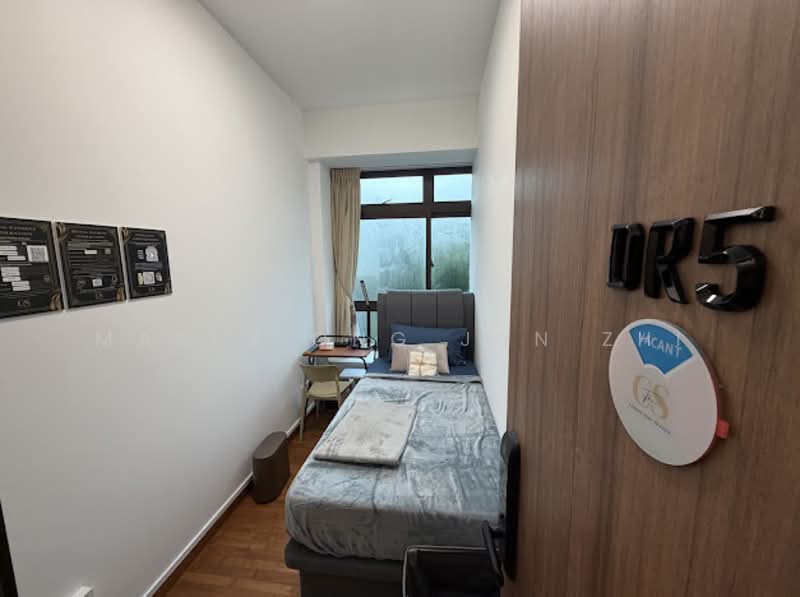 Varsity Park Condominium, 34 West Coast Road, Room Rental, 100 sqft, Condominium For Rent, by Mario Ong Jun Zhi, 500157087 - DR5 : $1510 ($1450+60) - PropertyGuru.com.sg
