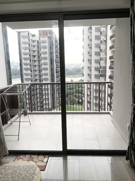 Lakeville, 3 Jurong Lake Link, 2 Bedrooms, 635 sqft, Condominium For Rent, by Anthony Lee, 500157097 - Balcony - PropertyGuru.com.sg