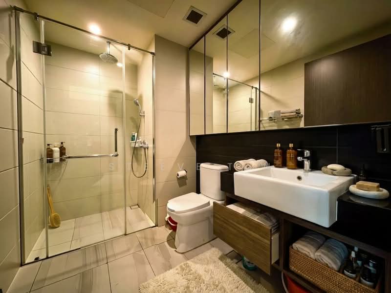 Jade Residences, 1 Lew Lian Vale, 2 Bedrooms, 634 sqft, Apartment For Sale, by Steeve Tan, 500157105 - Bathroom - PropertyGuru.com.sg