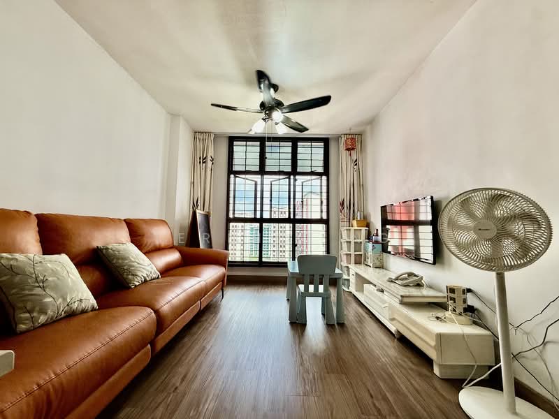 360A Admiralty Drive, 360A Admiralty Drive, 3 Bedrooms, 1,011 sqft, HDB Flat For Sale, by Terence Ng, 500157107 - Living Room - PropertyGuru.com.sg