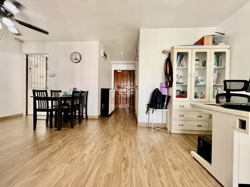 360A Admiralty Drive, 360A Admiralty Drive, 3 Bedrooms, 1,011 sqft, HDB Flat For Sale, by Terence Ng, 500157107 - Living Room - PropertyGuru.com.sg