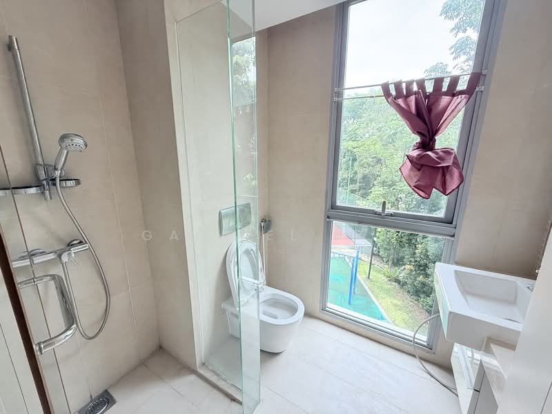 Botannia, 29B West Coast Park, 2 Bedrooms, 829 sqft, Condominium For Sale, by Gabriel Lau, 500157109 - Bathroom - PropertyGuru.com.sg