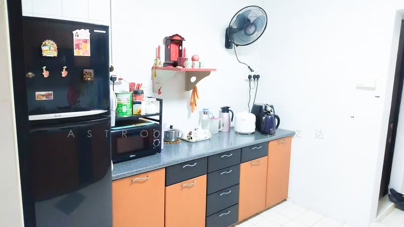 837 Hougang Central, 837 Hougang Central, Room Rental, 120 sqft, HDB Flat For Rent, by Astro Leow 黎文达, 500157113 - Kitchen - PropertyGuru.com.sg