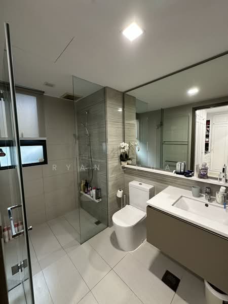 Bellewaters, 11 Anchorvale Crescent, 4 Bedrooms, 1,335 sqft, Executive Condominium For Sale, by Ryan Chua, 500157124 - Bathroom - PropertyGuru.com.sg