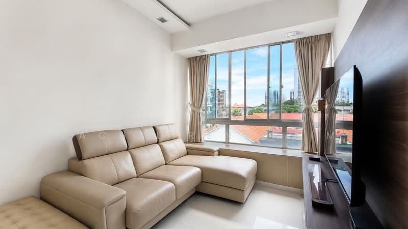 Centrina, 11 Everitt Road North, 2 Bedrooms, 700 sqft, Apartment For Sale, by Rachel Renee Lim, 500157125 - Living Room - PropertyGuru.com.sg