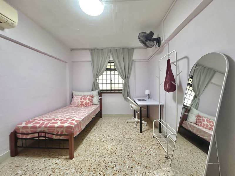 128 Ang Mo Kio Avenue 3, 128 Ang Mo Kio Avenue 3, Room Rental, 150 sqft, HDB Flat For Rent, by Dion Koh, 500157129 - Bedroom - PropertyGuru.com.sg
