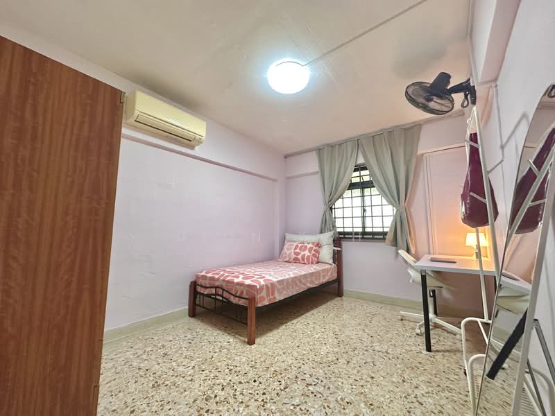 128 Ang Mo Kio Avenue 3, 128 Ang Mo Kio Avenue 3, Room Rental, 150 sqft, HDB Flat For Rent, by Dion Koh, 500157129 - Bedroom - PropertyGuru.com.sg