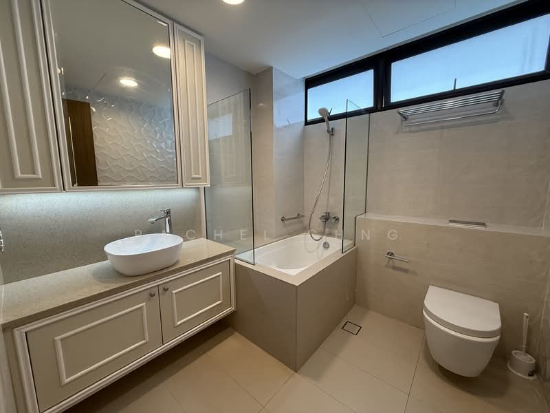Hillcrest Arcadia, 251 Arcadia Road, 4 Bedrooms, 1,970 sqft, Condominium For Sale, by Rachel Chng, 500157130 - Bathroom - PropertyGuru.com.sg