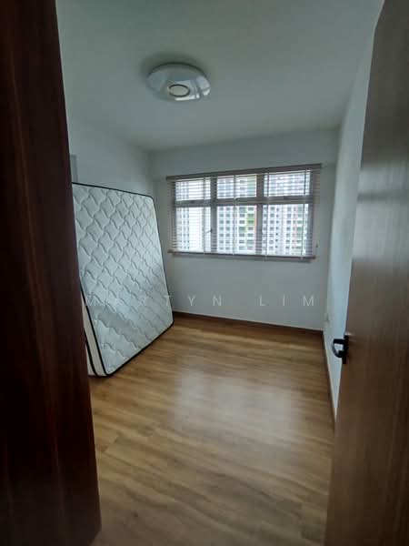 436A Bukit Batok West Avenue 5, 436A Bukit Batok West Avenue 5, Room Rental, 100 sqft, HDB Flat For Rent, by Martyn Lim, 500157135 - Bedroom - PropertyGuru.com.sg