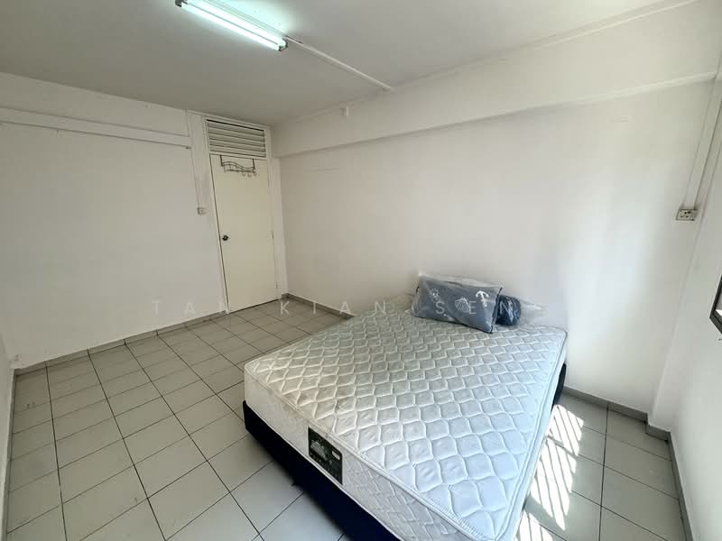 403 Fajar Road, 403 Fajar Road, Room Rental, 160 sqft, HDB Flat For Rent, by Tan Kian Seng, 500157142 - Bedroom - PropertyGuru.com.sg