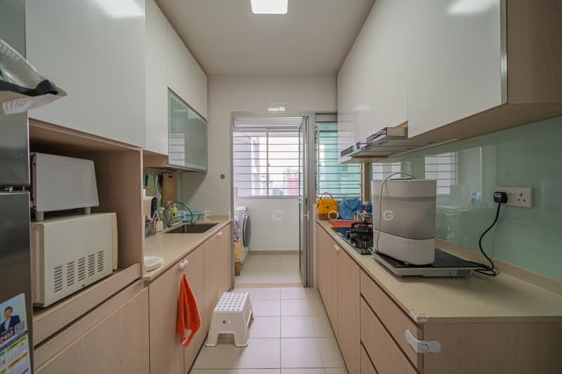 95C Henderson Road, 95C Henderson Road, 3 Bedrooms, 1,001 sqft, HDB Flat For Sale, by Abel Chong, 500157148 - Kitchen - PropertyGuru.com.sg