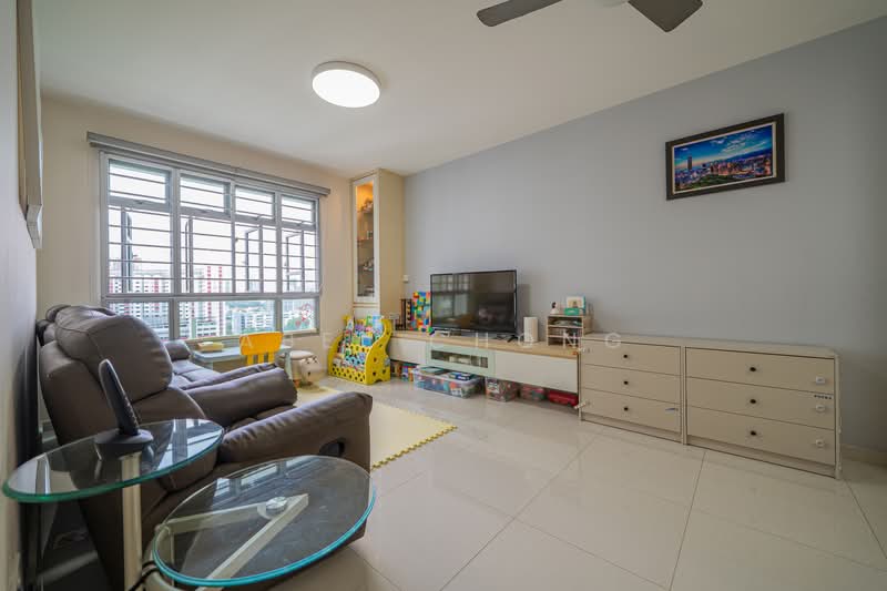 95C Henderson Road, 95C Henderson Road, 3 Bedrooms, 1,001 sqft, HDB Flat For Sale, by Abel Chong, 500157148 - Living Room - PropertyGuru.com.sg
