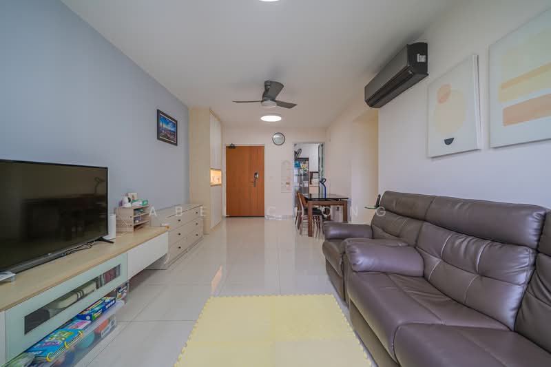95C Henderson Road, 95C Henderson Road, 3 Bedrooms, 1,001 sqft, HDB Flat For Sale, by Abel Chong, 500157148 - Living Room - PropertyGuru.com.sg