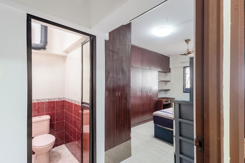 3 Joo Chiat Road, 3 Joo Chiat Road, 2 Bedrooms, 969 sqft, HDB Flat For Sale, by Harith Nash, 500157150 - Master Bedroom - PropertyGuru.com.sg