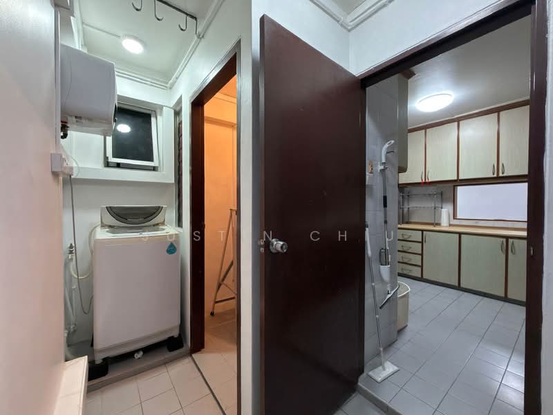 498D Tampines Street 45, 498D Tampines Street 45, 3 Bedrooms, 1,335 sqft, HDB Flat For Rent, by Justin Chiu, 500157169 - Kitchen - PropertyGuru.com.sg