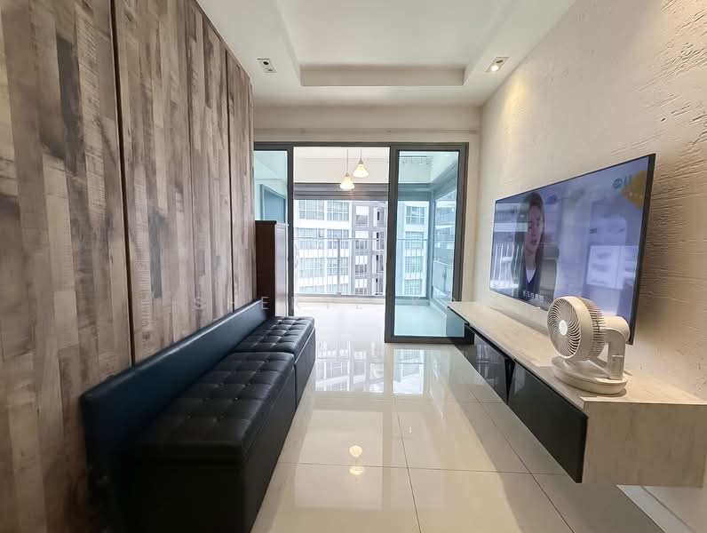 520A Tampines Central 8, 520A Tampines Central 8, 2 Bedrooms, 667 sqft, HDB Flat For Sale, by Sheryl Koh, 500157172 - Living Room - PropertyGuru.com.sg