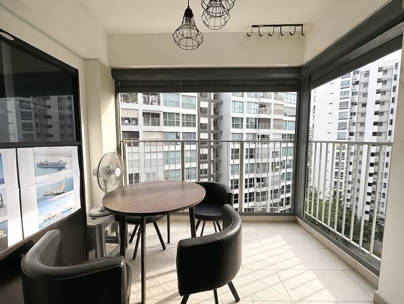 520A Tampines Central 8, 520A Tampines Central 8, 2 Bedrooms, 667 sqft, HDB Flat For Sale, by Sheryl Koh, 500157172 - Balcony - PropertyGuru.com.sg