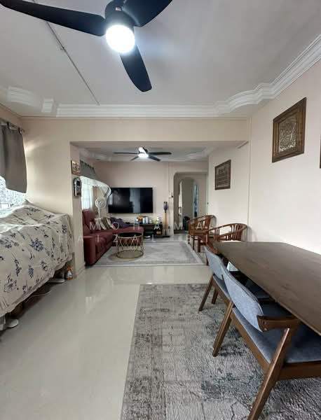 554 Woodlands Drive 53, 554 Woodlands Drive 53, 3 Bedrooms, 968 sqft, HDB Flat For Sale, by Mohamad Faizal Bin Hanafi, 500157173 - Living Room - PropertyGuru.com.sg