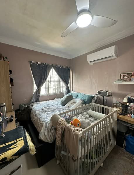 554 Woodlands Drive 53, 554 Woodlands Drive 53, 3 Bedrooms, 968 sqft, HDB Flat For Sale, by Mohamad Faizal Bin Hanafi, 500157173 - Bedroom - PropertyGuru.com.sg