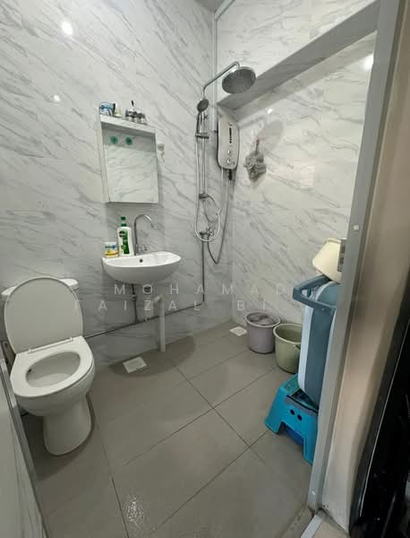554 Woodlands Drive 53, 554 Woodlands Drive 53, 3 Bedrooms, 968 sqft, HDB Flat For Sale, by Mohamad Faizal Bin Hanafi, 500157173 - Bathroom - PropertyGuru.com.sg