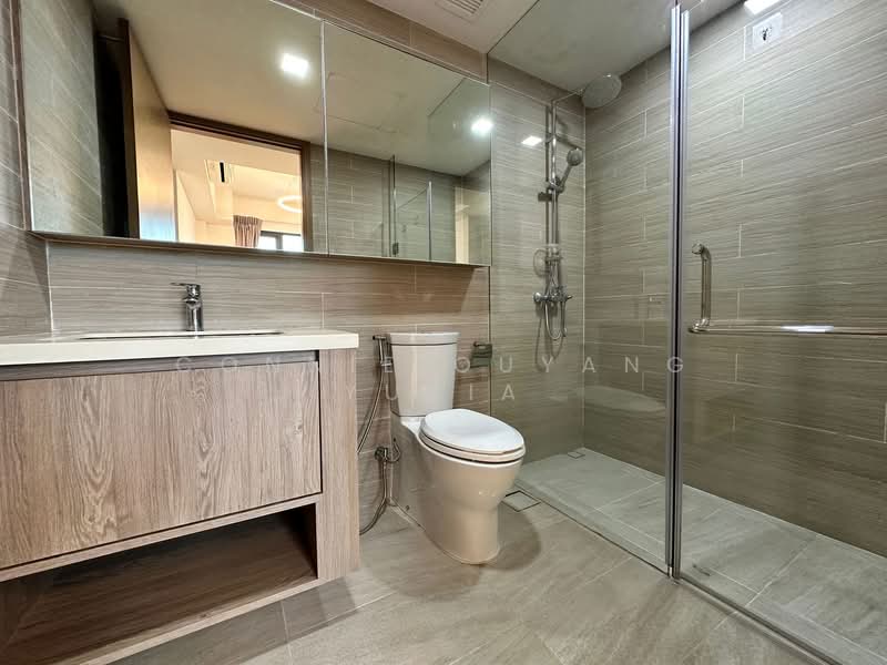 Kingsford Waterbay, 72 Upper Serangoon View, 2 Bedrooms, 689 sqft, Condominium For Sale, by Connie Ouyang Yuxia, 500157175 - Bathroom - PropertyGuru.com.sg
