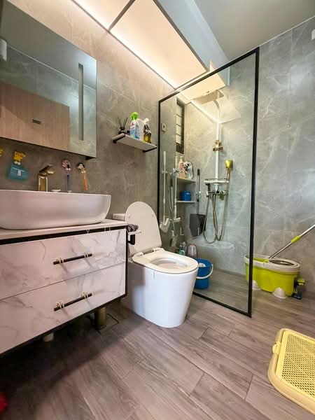 420A Northshore Drive, 420A Northshore Drive, 3 Bedrooms, 1,022 sqft, HDB Flat For Sale, by Yuna Lim, 500157177 - Bathroom - PropertyGuru.com.sg