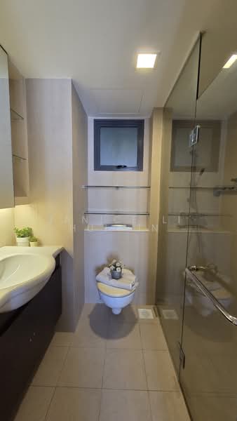 Pinnacle @ Duxton, 1 Cantonment Road, 3 Bedrooms, 1,001 sqft, HDB Flat For Sale, by Janice Li Huimin, 500157180 - Master Bathroom - PropertyGuru.com.sg