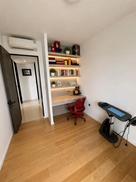 The Reef at King's Dock, 2 Harbourfront Avenue, 3 Bedrooms, 1,249 sqft, Condominium For Sale, by Alvin Tay, 500157181 - Study room  - PropertyGuru.com.sg