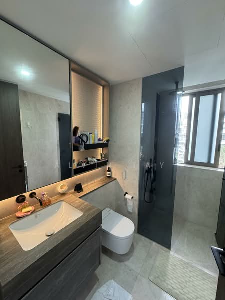 The Reef at King's Dock, 2 Harbourfront Avenue, 3 Bedrooms, 1,249 sqft, Condominium For Sale, by Alvin Tay, 500157181 - Bathroom - PropertyGuru.com.sg