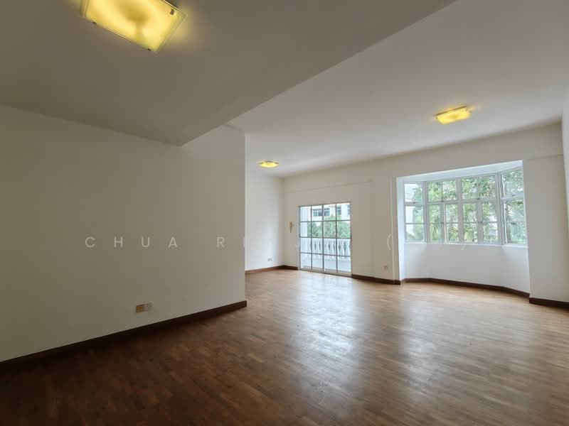 Swiss View, Swiss View, 5 Bedrooms, 3,300 sqft, Terraced House For Sale, by Chua RenJie (RJ), 500157186 - Living Room - PropertyGuru.com.sg