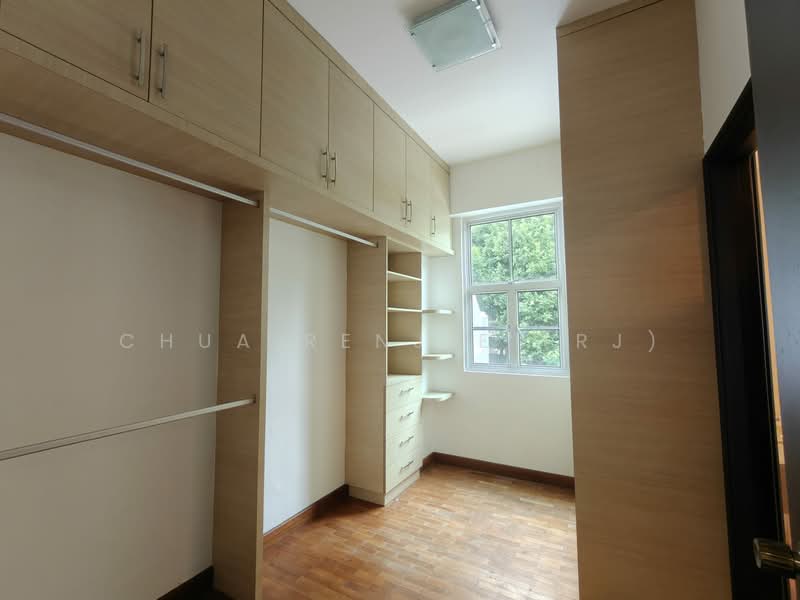 Swiss View, Swiss View, 5 Bedrooms, 3,300 sqft, Terraced House For Sale, by Chua RenJie (RJ), 500157186 - Bedroom - PropertyGuru.com.sg