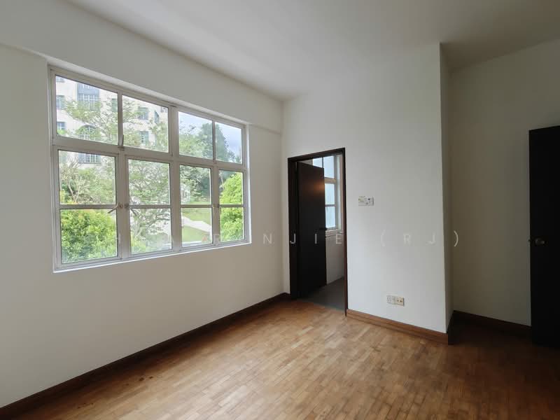 Swiss View, Swiss View, 5 Bedrooms, 3,300 sqft, Terraced House For Sale, by Chua RenJie (RJ), 500157186 - Interior - PropertyGuru.com.sg