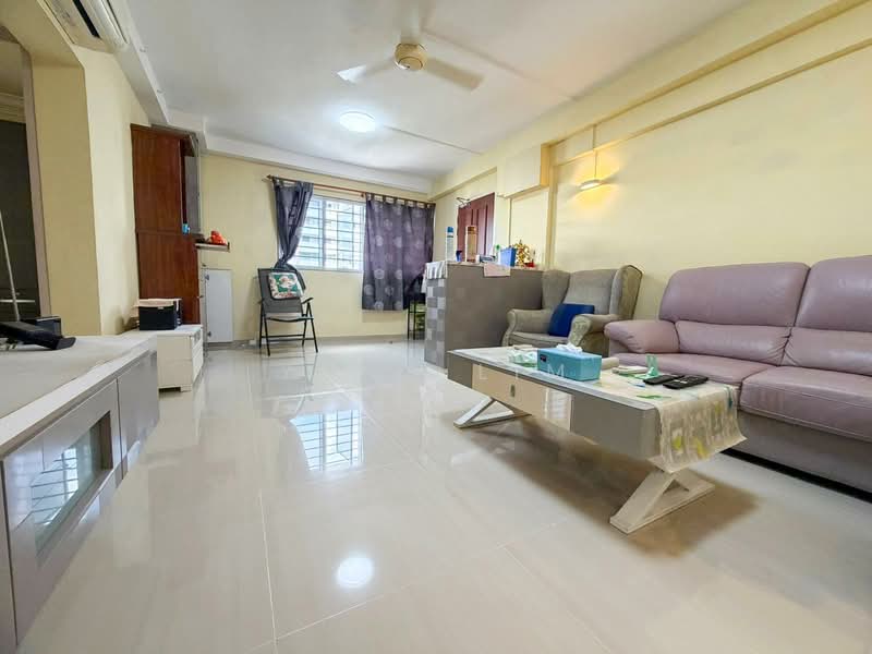 123 Hougang Avenue 1, 123 Hougang Avenue 1, 3 Bedrooms, 979 sqft, HDB Flat For Sale, by Yuna Lim, 500157193 - Living Room - PropertyGuru.com.sg