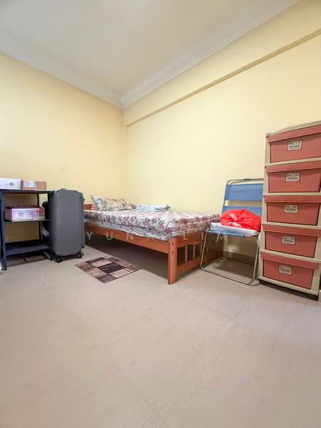 123 Hougang Avenue 1, 123 Hougang Avenue 1, 3 Bedrooms, 979 sqft, HDB Flat For Sale, by Yuna Lim, 500157193 - Bedroom - PropertyGuru.com.sg