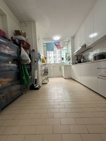 642 Hougang Avenue 8, 642 Hougang Avenue 8, 2 Bedrooms, 645 sqft, HDB Flat For Sale, by Steven Lee, 500157204 - Kitchen - PropertyGuru.com.sg