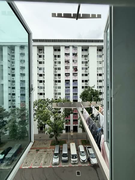 642 Hougang Avenue 8, 642 Hougang Avenue 8, 2 Bedrooms, 645 sqft, HDB Flat For Sale, by Steven Lee, 500157204 - Exterior - PropertyGuru.com.sg
