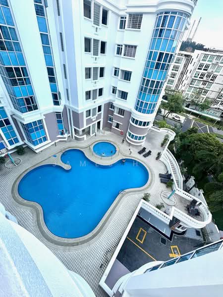 Grand Chateau, 2 Jalan Rajawali, Room Rental, 80 sqft, Condominium For Rent, by James Hee, 500157207 - PropertyGuru.com.sg
