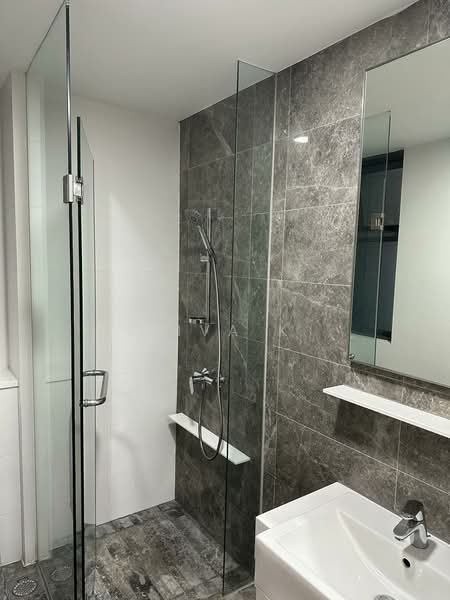 Parc Centros, 80 Punggol Central, 1 Bedroom, 473 sqft, Condominium For Rent, by Siva K, 500157215 - Bathroom - PropertyGuru.com.sg